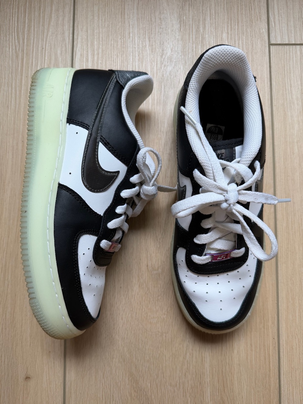 Youth Nike Air Force 1 Shoes 6Y